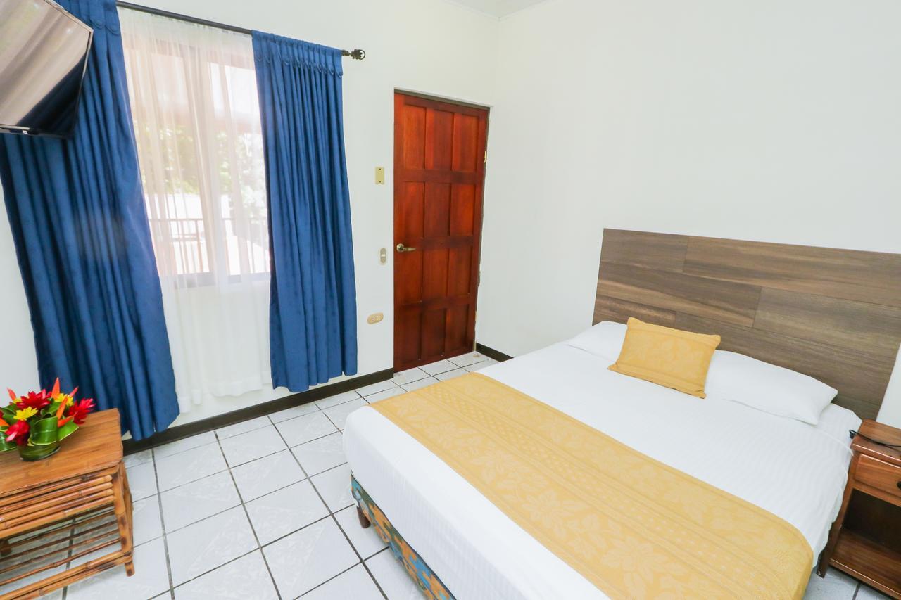 Hotel Flor Blanca Nationalpark Nationalpark Manuel Antonio Exterior foto
