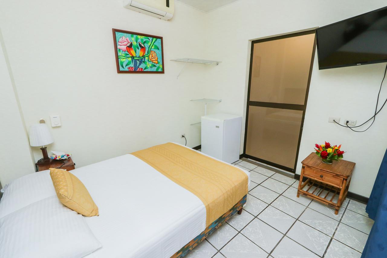 Hotel Flor Blanca Nationalpark Nationalpark Manuel Antonio Exterior foto