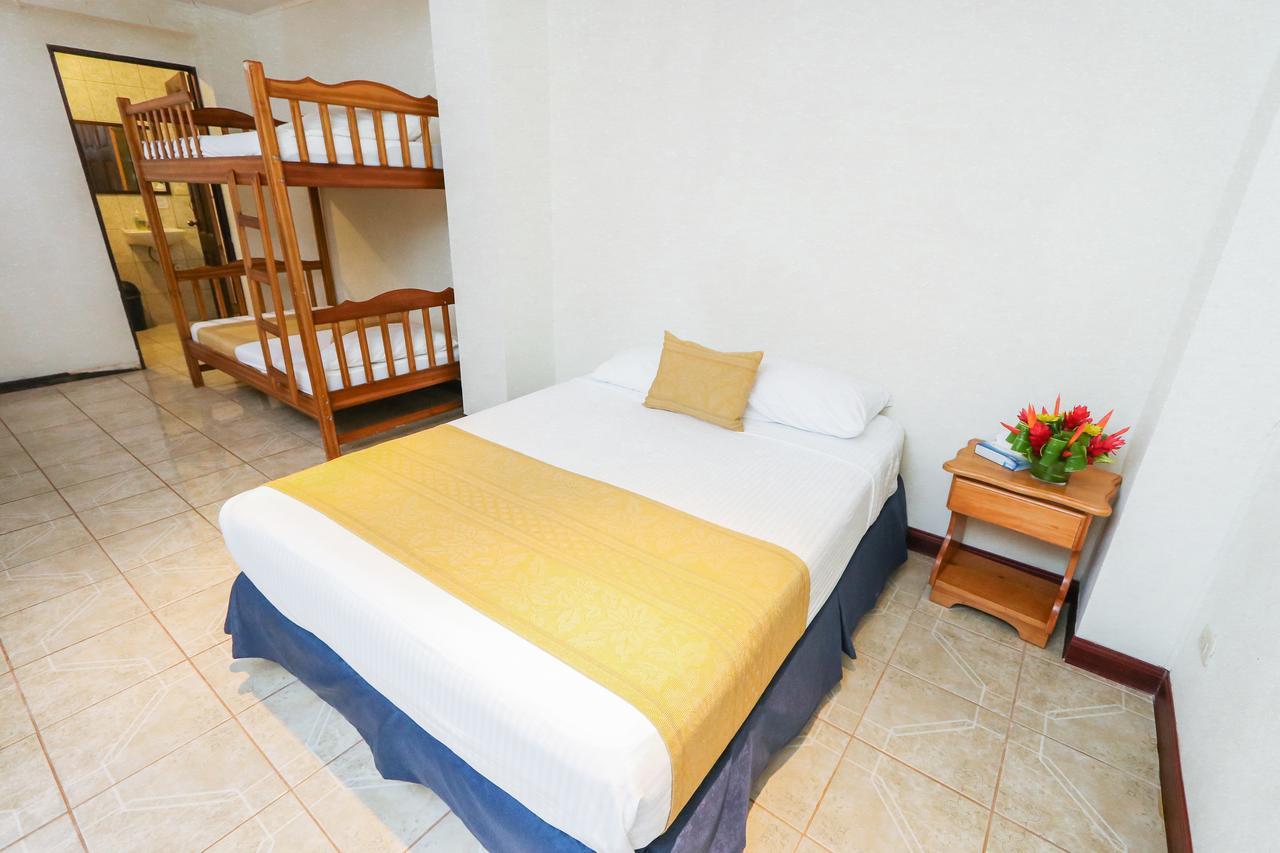 Hotel Flor Blanca Nationalpark Nationalpark Manuel Antonio Exterior foto