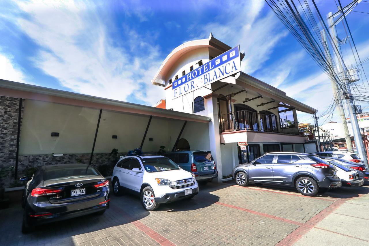 Hotel Flor Blanca Nationalpark Nationalpark Manuel Antonio Exterior foto